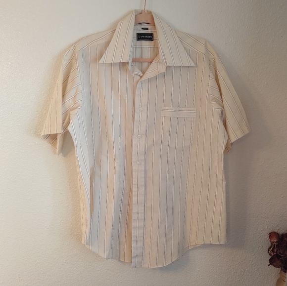 Van Heusen Lustrous Life Short Sleeve Button up Shirt w/ Vertical Stripes Vintag - Picture 1 of 10